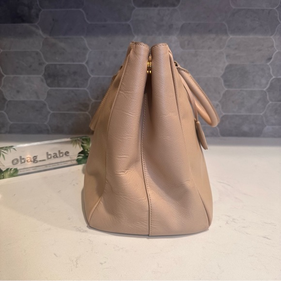 Prada Saffiano Tote Beige - Picture 7 of 13